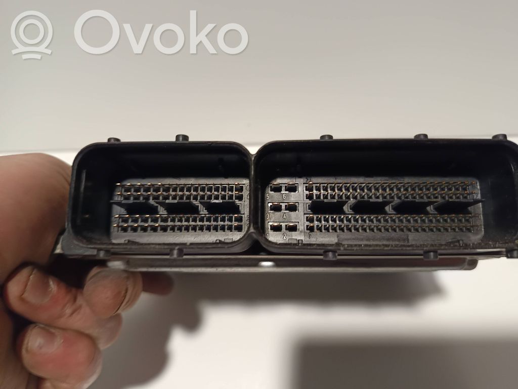 Skoda Octavia Mk2 (1Z) Engine control unit/module 