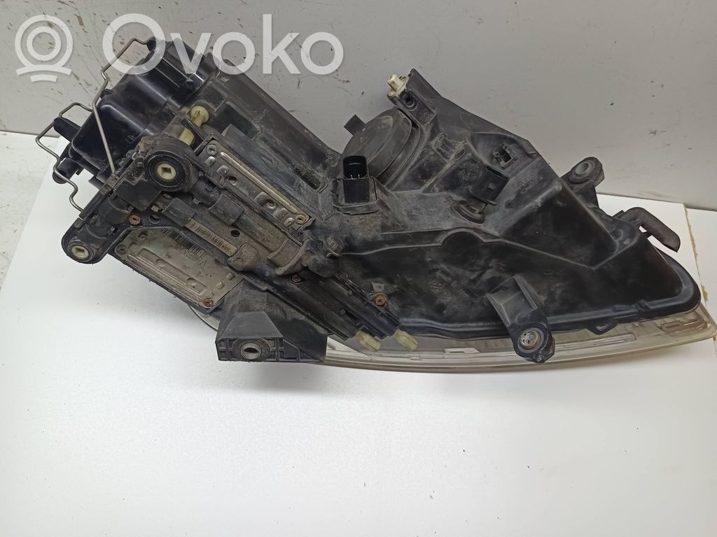 Volkswagen Phaeton Headlight/headlamp 