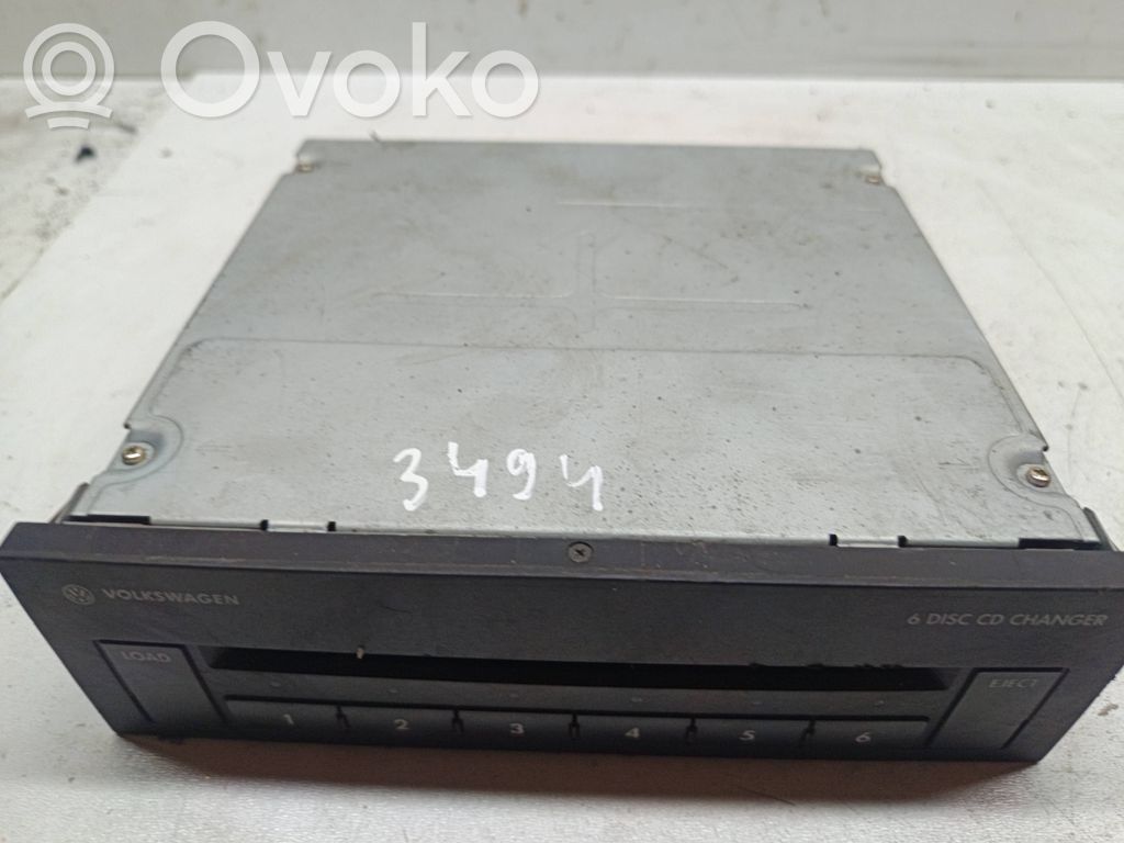 Volkswagen PASSAT B6 CD/DVD keitiklis 