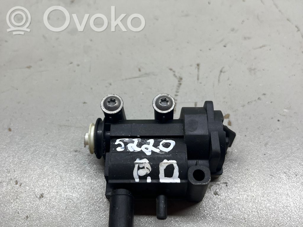 BMW X5 E70 Fuel tank cap lock motor 
