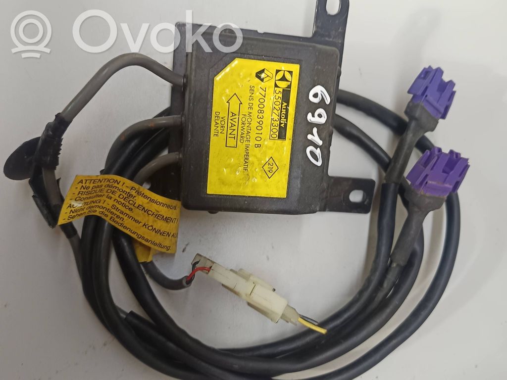 Opel Vectra C Airbag control unit/module 