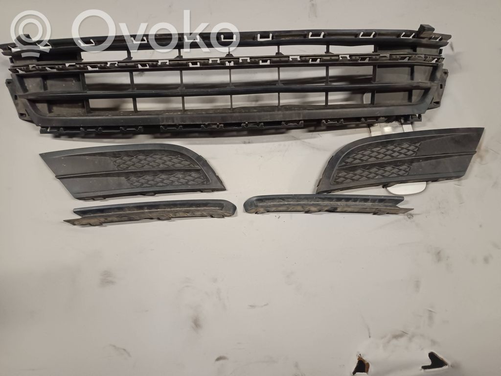 Volkswagen Jetta VI Kratka dolna zderzaka przedniego 