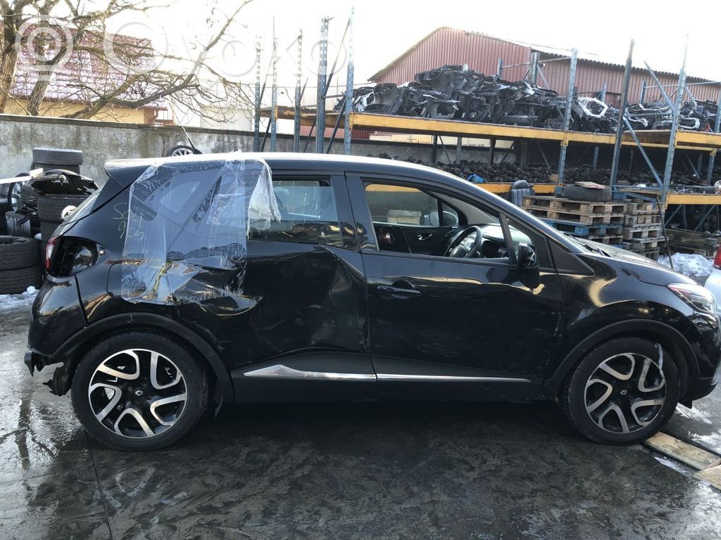 Renault Captur Panel lateral trasero 