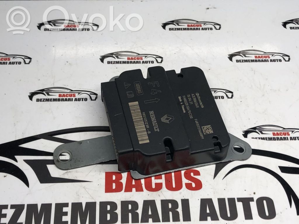 Renault Captur Airbag control unit/module 