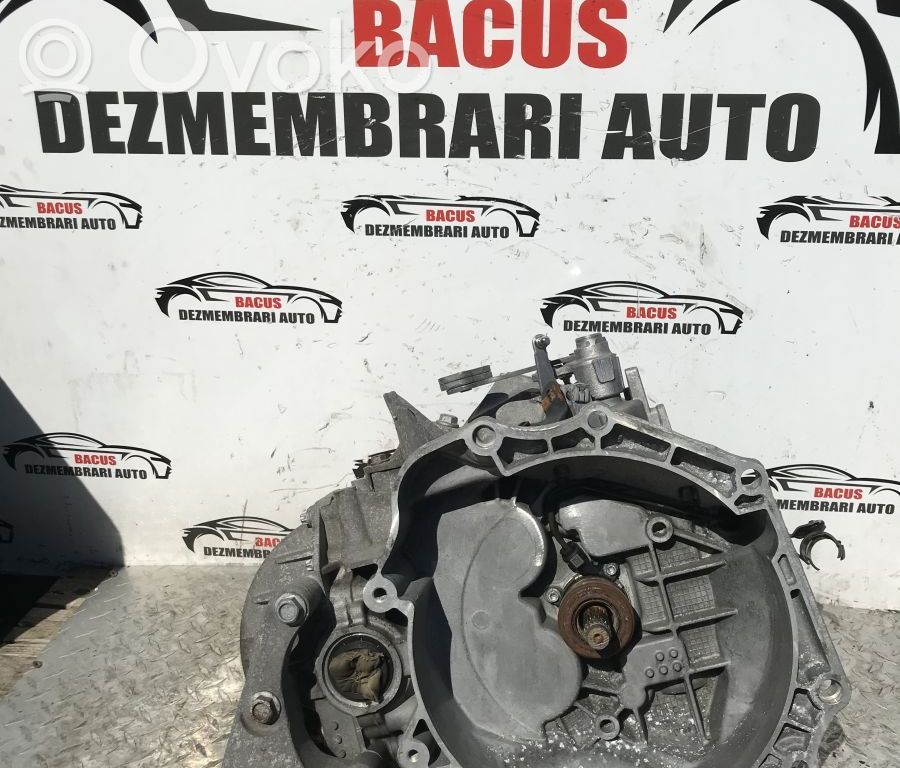 Opel Astra K Mechaninė 6 pavarų dėžė 