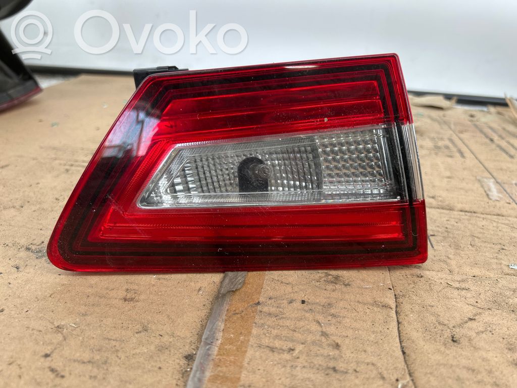 Renault Clio IV Takaluukun takavalot 