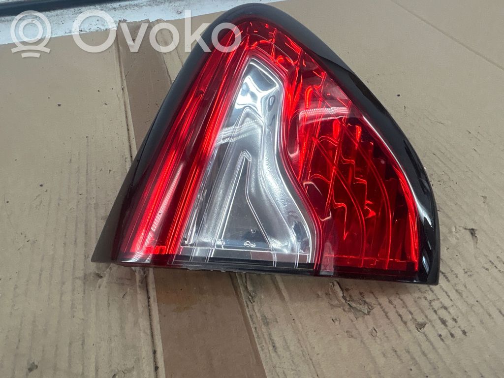Renault Captur Galinis žibintas kėbule 