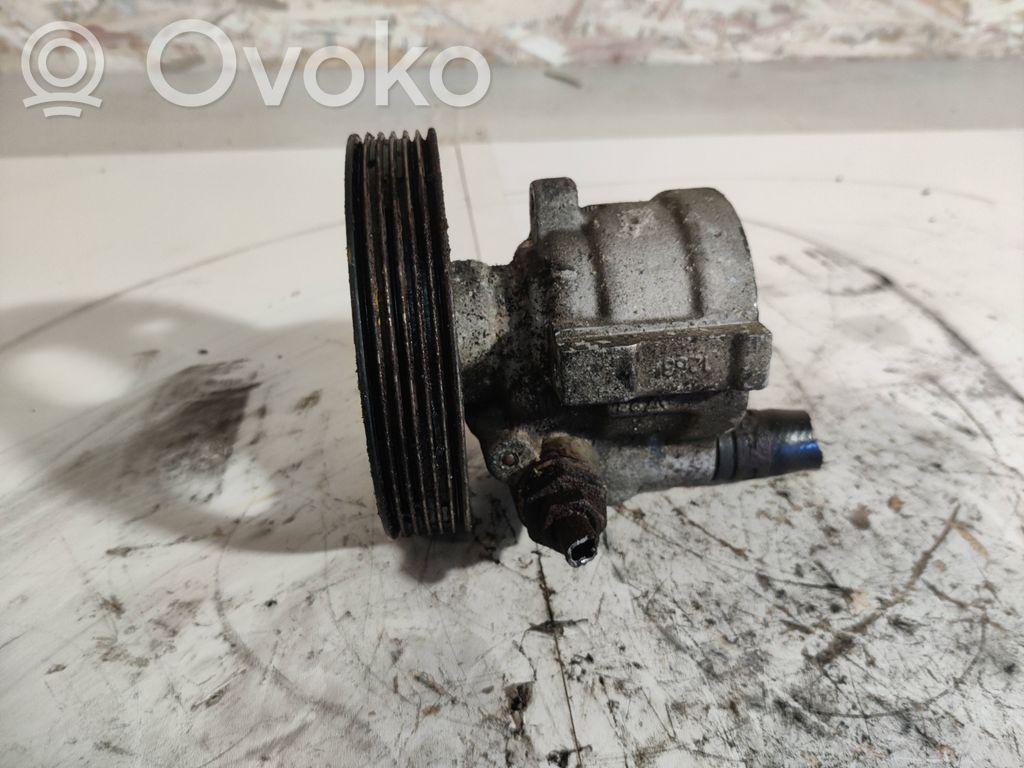 Renault Trafic II (X83) Power steering pump 