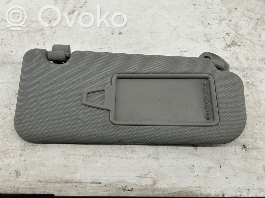 Sun visor