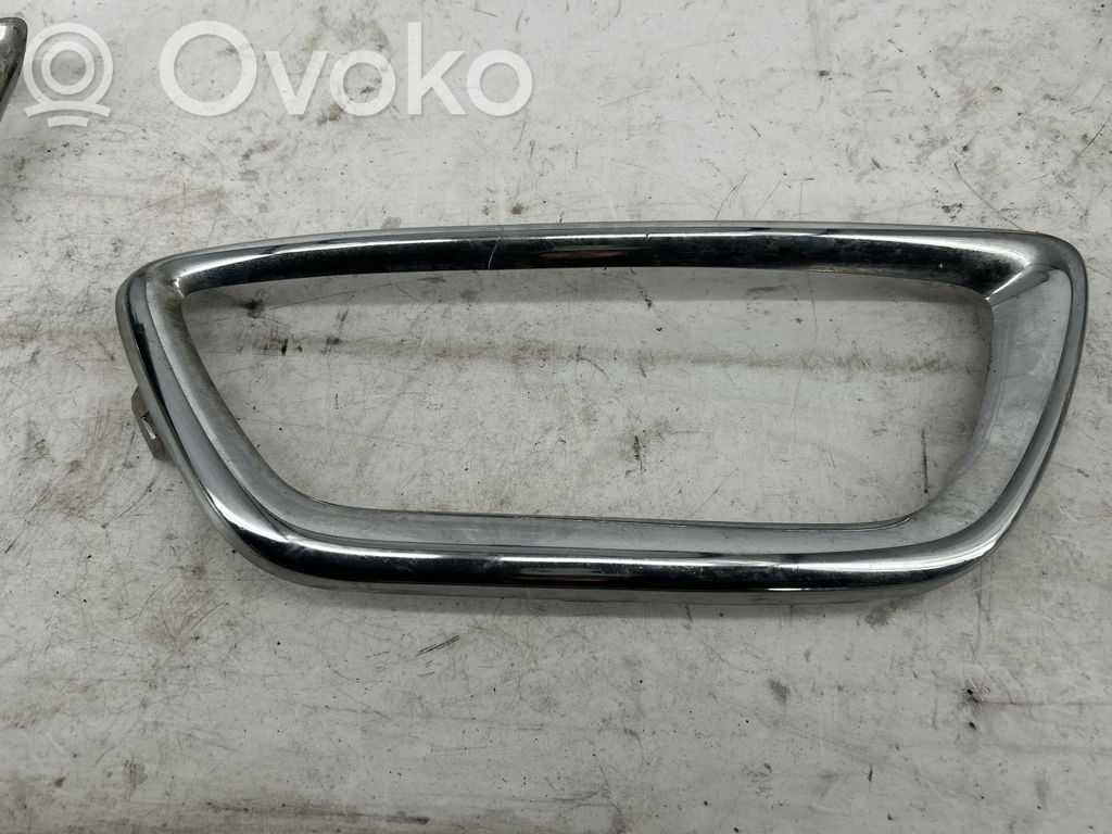 Etusumuvalon ritilä   620757429R