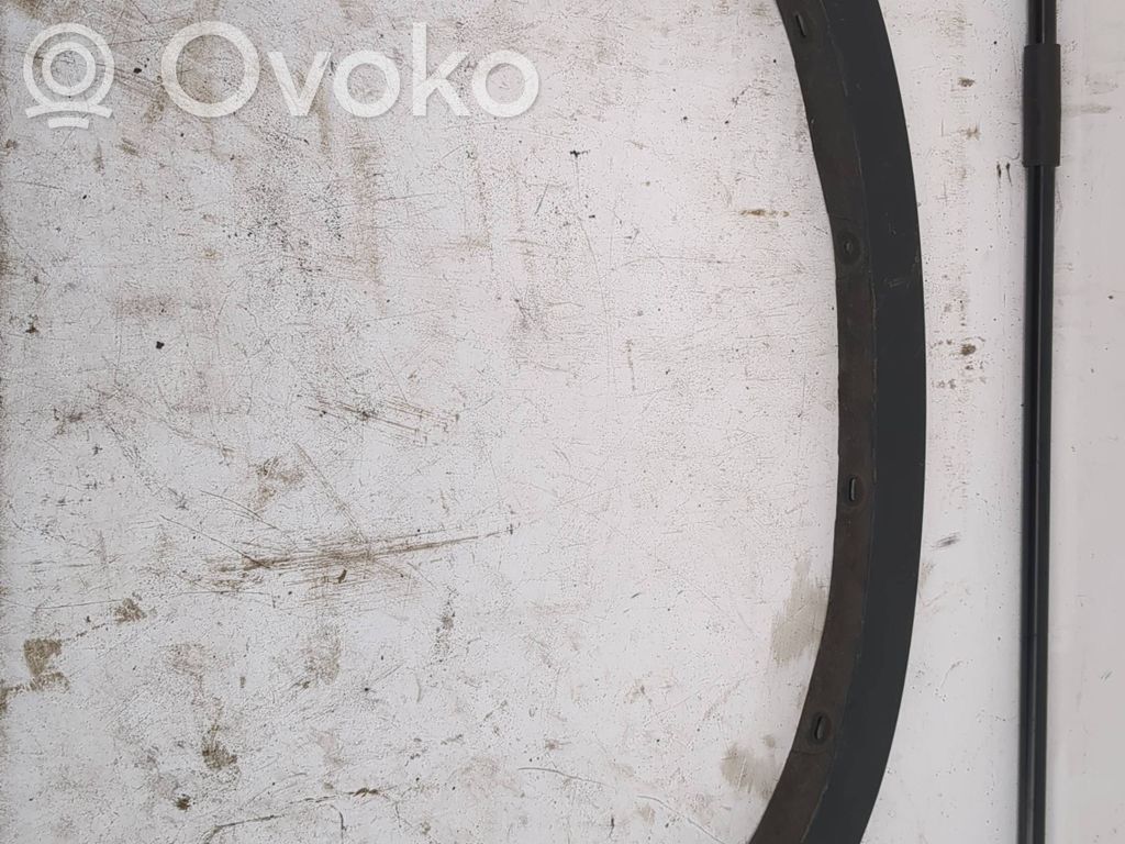 BMW X1 E84 Front arch trim 