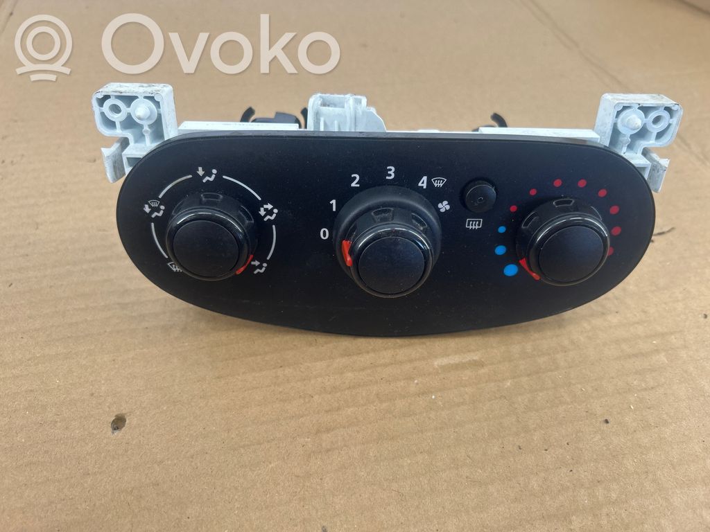 Climate control unit   A42303300