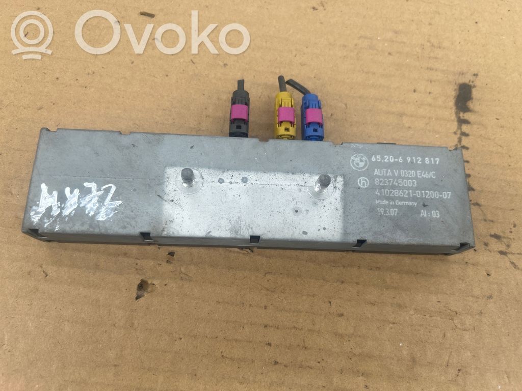 BMW Z4 E85 E86 Antenos stiprintuvas 