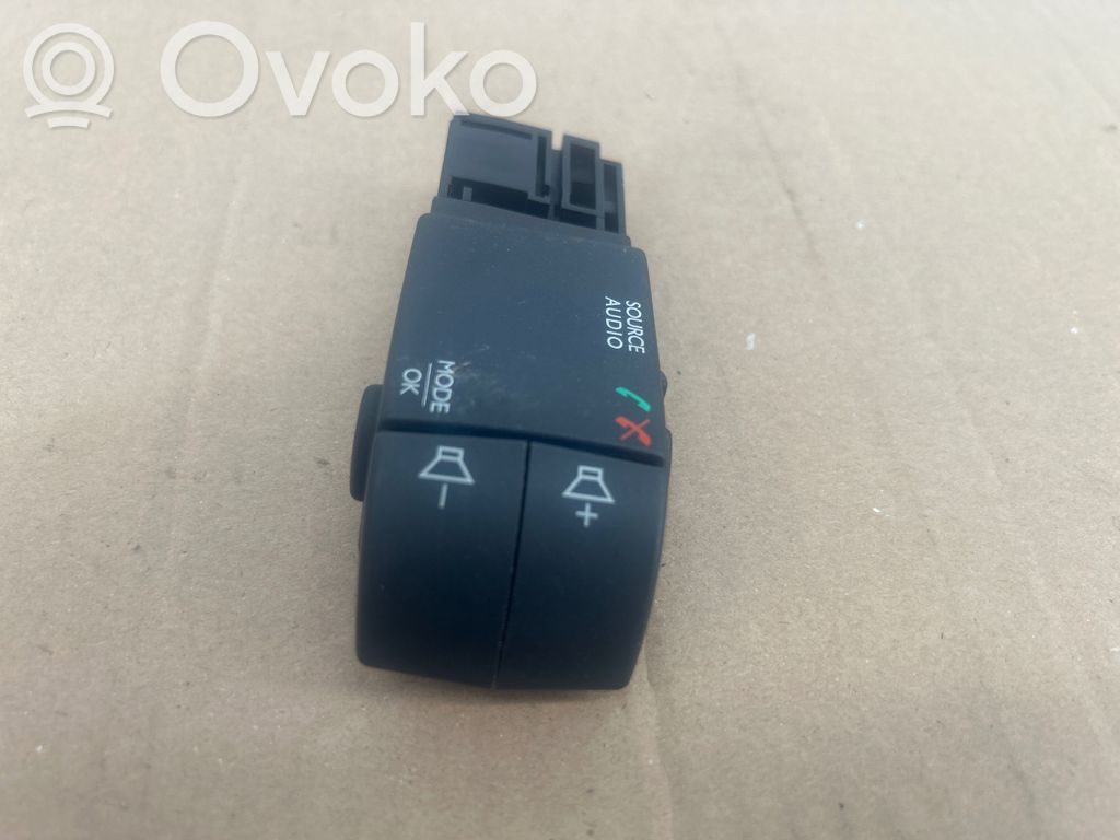 Renault Clio IV Multifunctional control switch/knob 