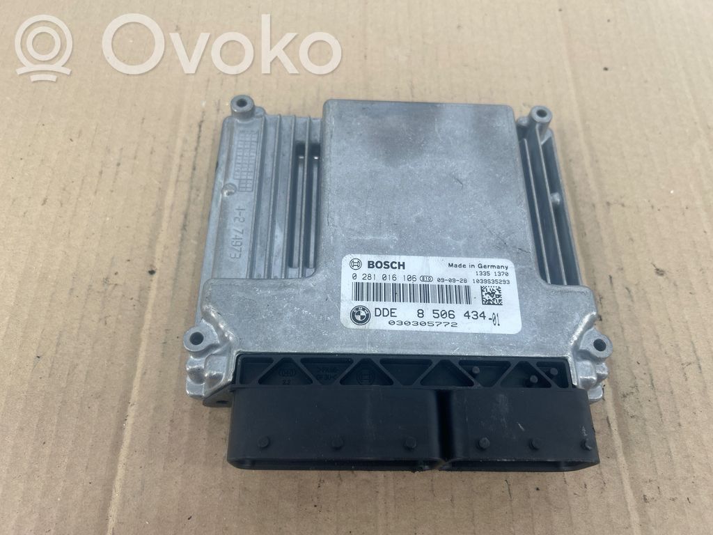 BMW 1 E81 E87 Engine control unit/module 