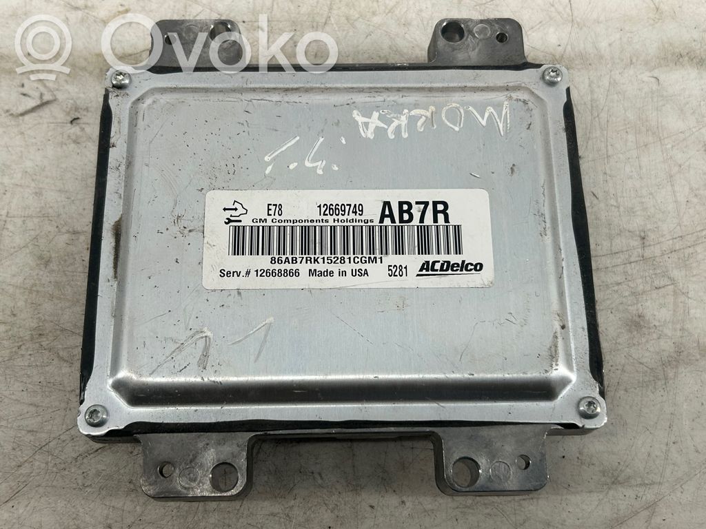 Opel Mokka Engine control unit/module 