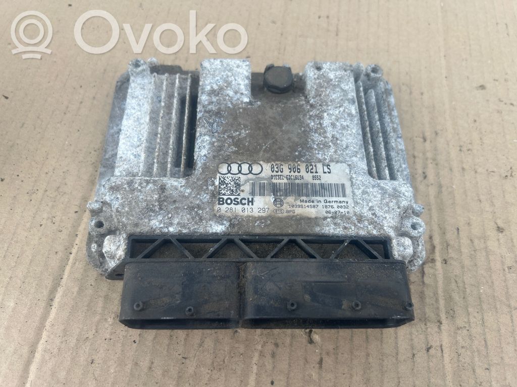 Volkswagen PASSAT B6 Engine control unit/module 