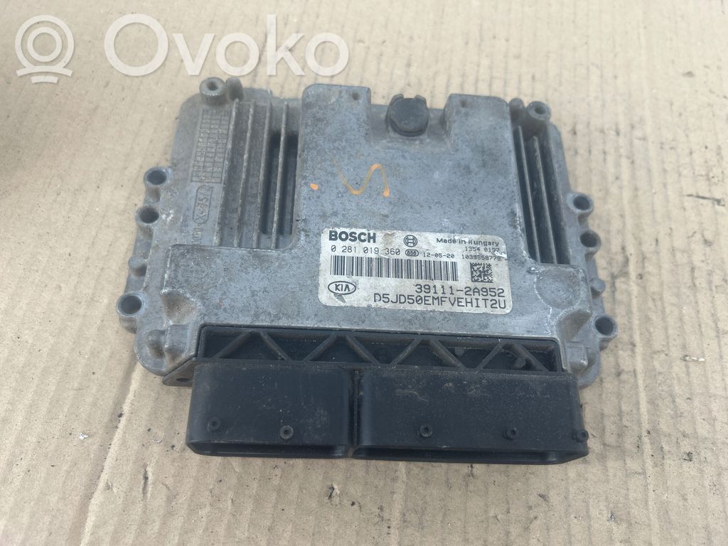 KIA Ceed Engine control unit/module 