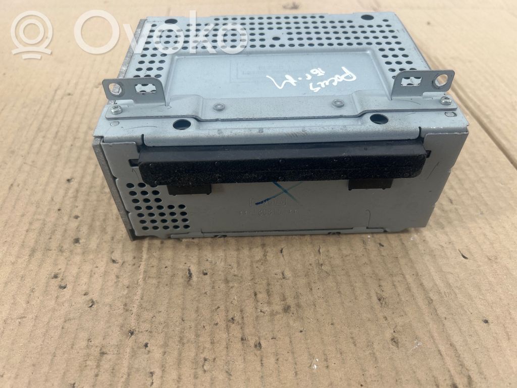 Panel / Radioodtwarzacz CD/DVD/GPS   F1BT18C815GK,10R048415,A13147046,A13136225