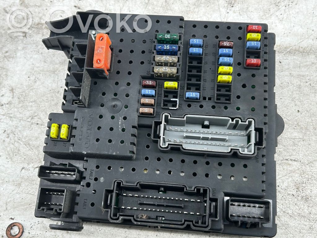 Volvo S60 Fuse module 