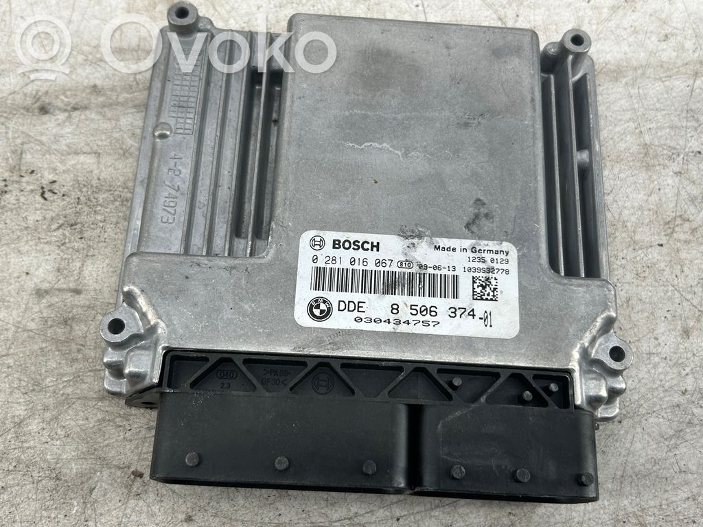 BMW 1 E82 E88 Engine control unit/module 