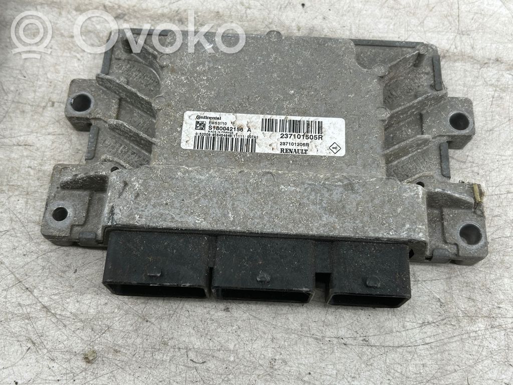 Renault Clio III Engine control unit/module 