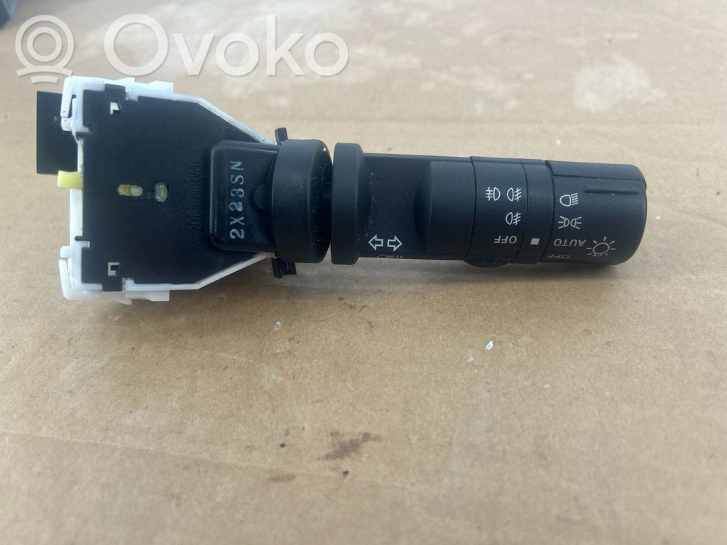Nissan Qashqai Indicator stalk 