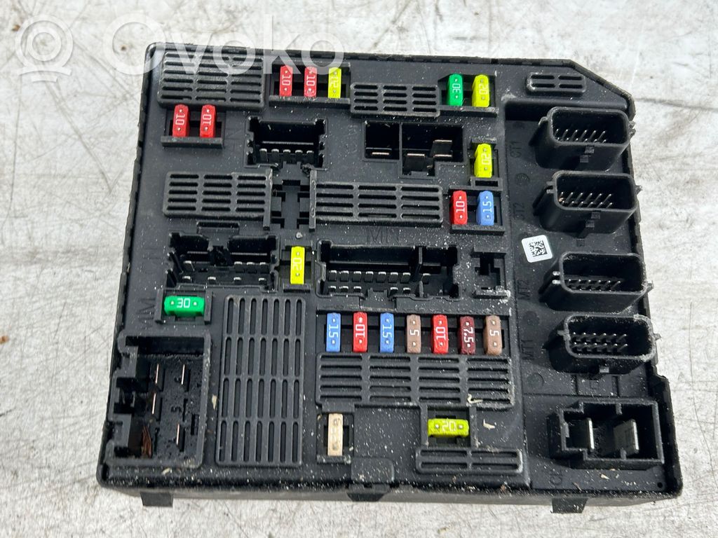 Sulakemoduuli   284B67924R,0331182500238,2840207903300