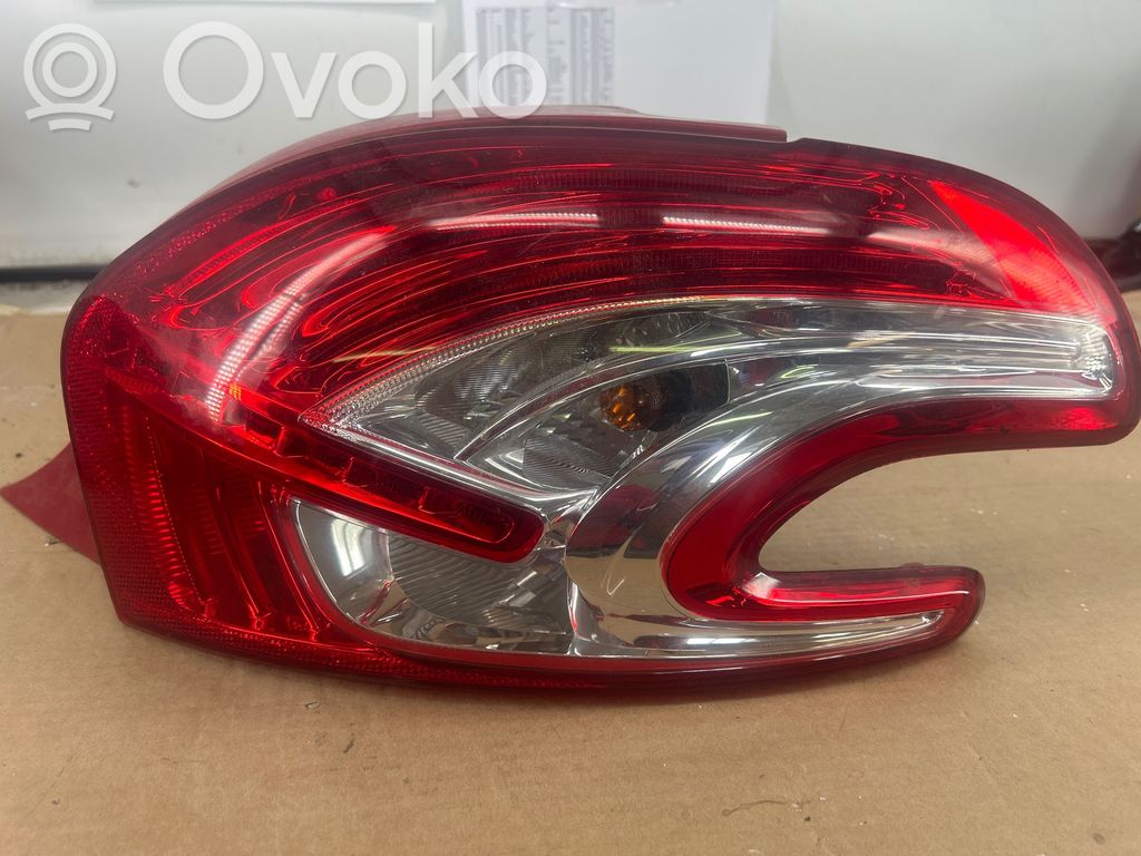 Peugeot 208 I Lampa tylna 