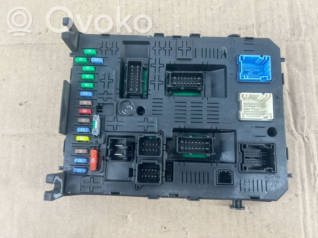 Citroen C4 Grand Picasso Module de fusibles 