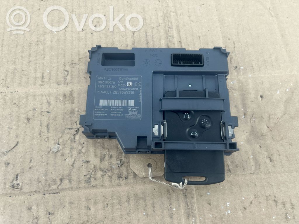 Renault Clio IV Ignition key card reader 
