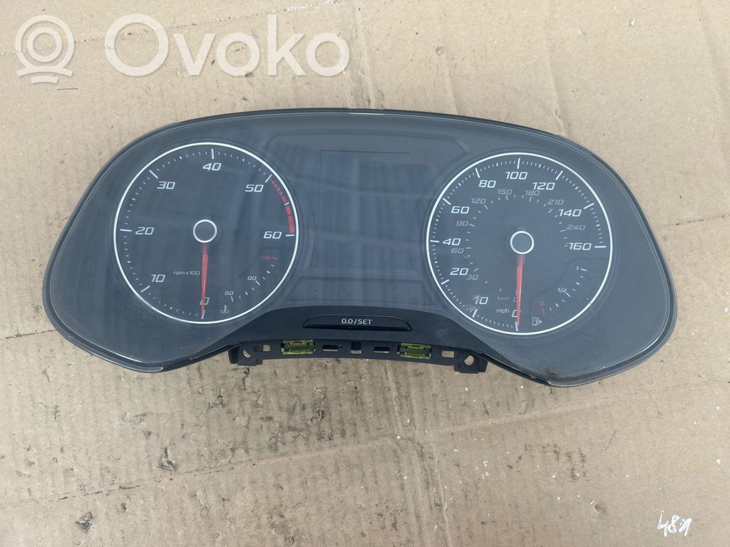 Seat Leon (5F) Speedometer (instrument cluster) 