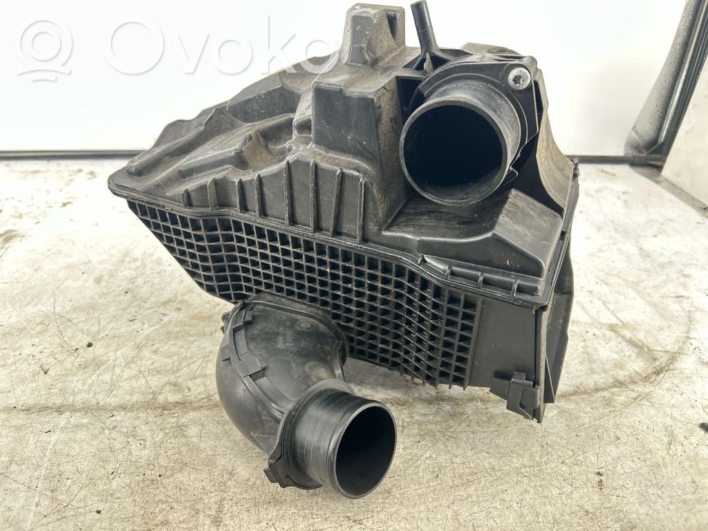 Renault Clio IV Luftfilterkasten 