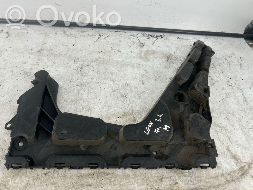 Seat Leon (5F) Bumper support mounting bracket corner 
