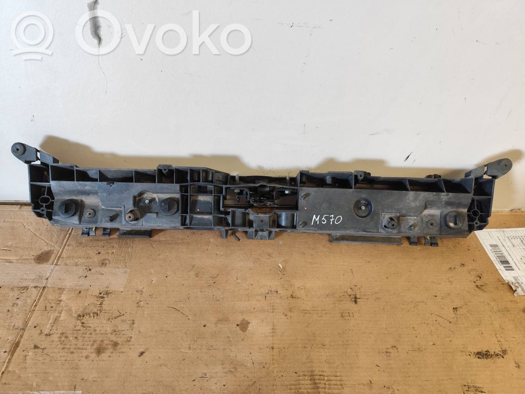 Renault Clio IV Radiatoru paneļa augšējā daļa (televizors) 
