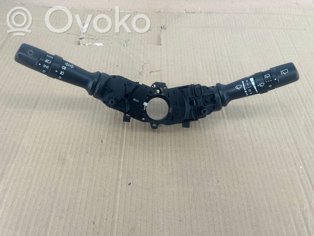KIA Sorento Leva indicatori 