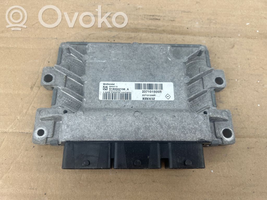 Renault Clio III Engine control unit/module 