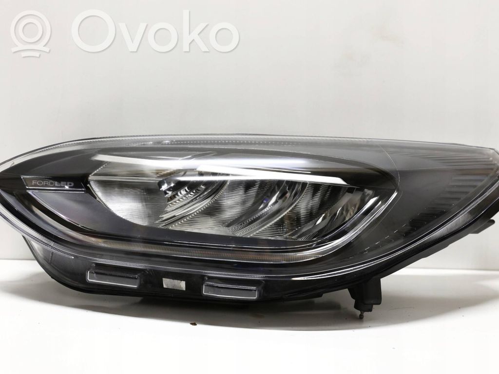 Ford Fiesta Headlight/headlamp 