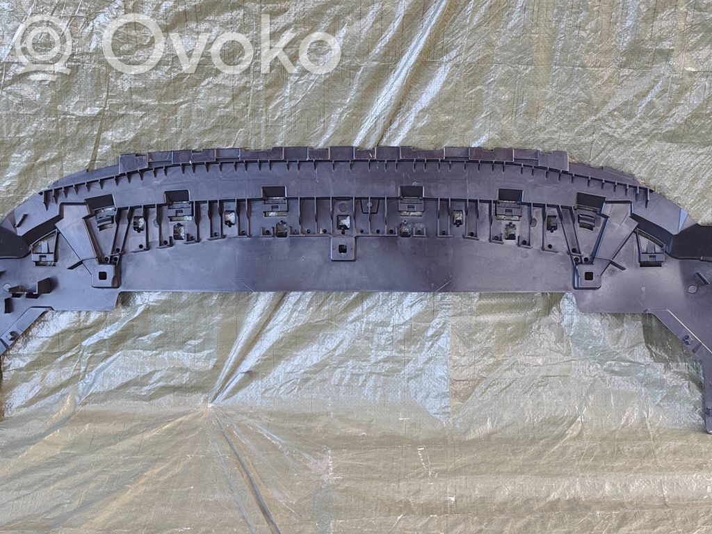 Audi A3 8Y Apatinė bamperio dalis (lūpa) 