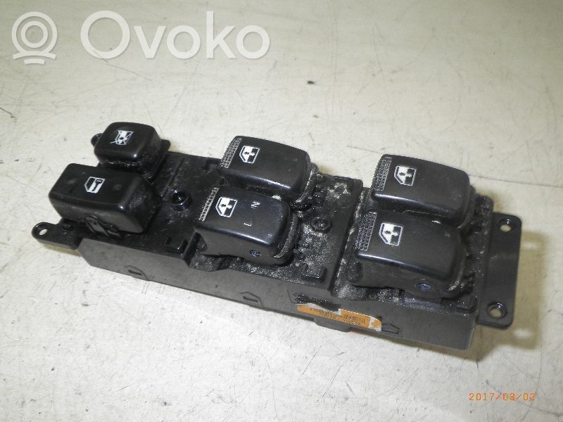 KIA Rio Electric window control switch 