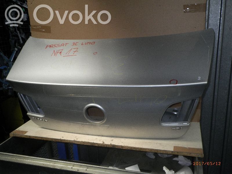 Volkswagen PASSAT B6 Takaluukun/tavaratilan kansi 