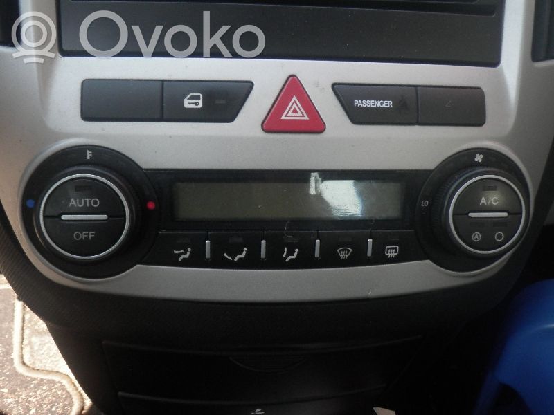 KIA Ceed Climate control unit 