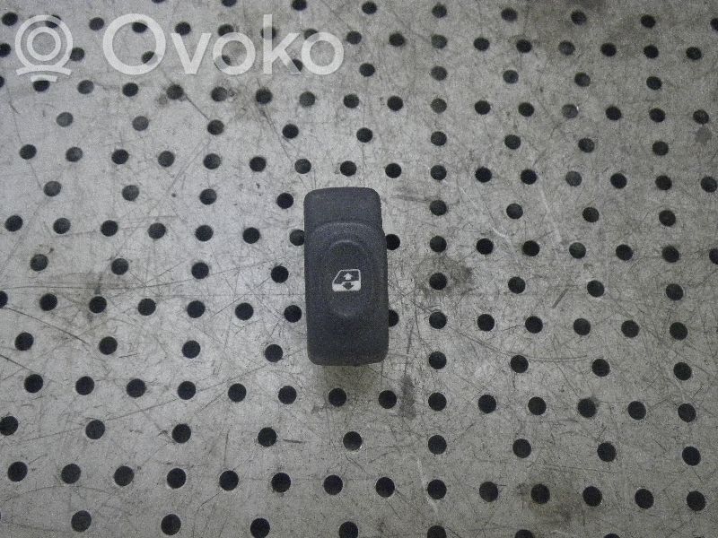 Renault Clio II Electric window control switch 