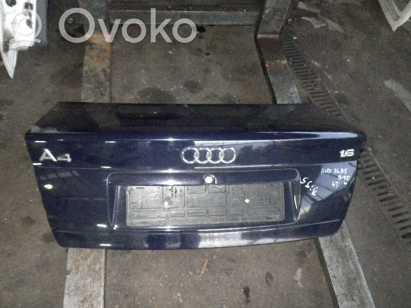 Audi A4 S4 B5 8D Tylna klapa bagażnika 