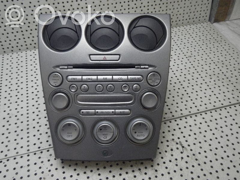 Radio / CD-Player / DVD-Player / Navigation