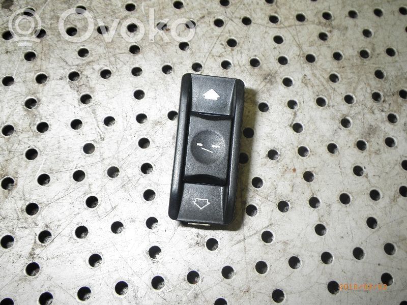 Interruptor del techo solar   03015000