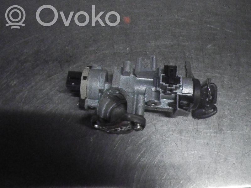 Mazda 323 F Ignition lock 