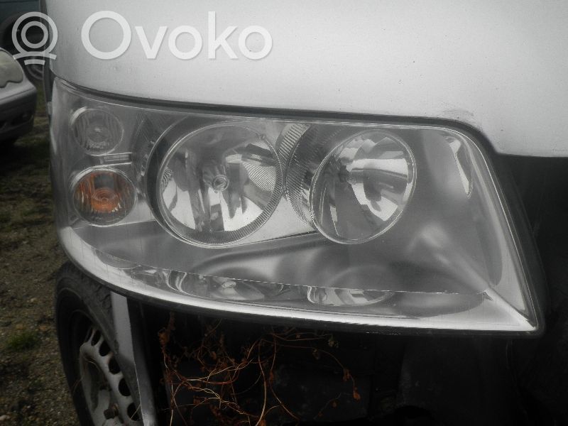 Volkswagen Transporter - Caravelle T5 Lampa przednia 