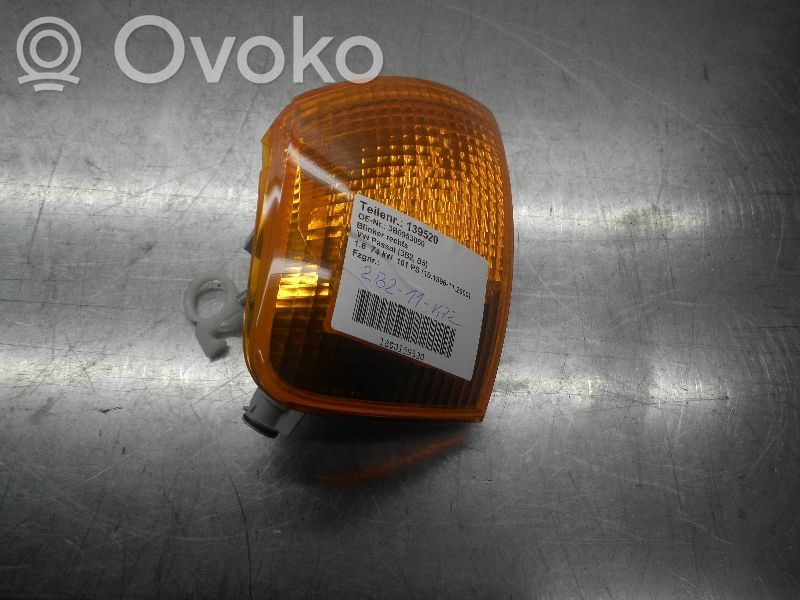 Volkswagen PASSAT B5 Front indicator light 