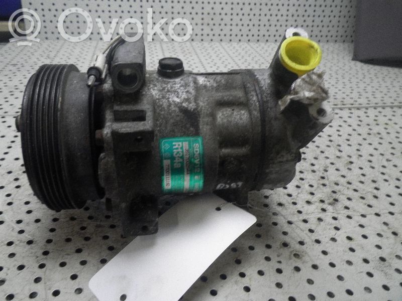 Renault Clio II Air conditioning (A/C) compressor (pump) 